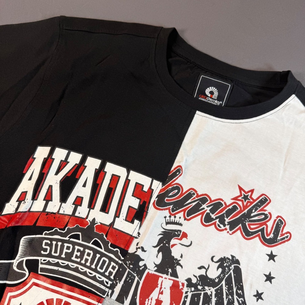 Akademiks Mens Split Graphic T-Shirt Black White Grey Streetwear Crew Neck NEW